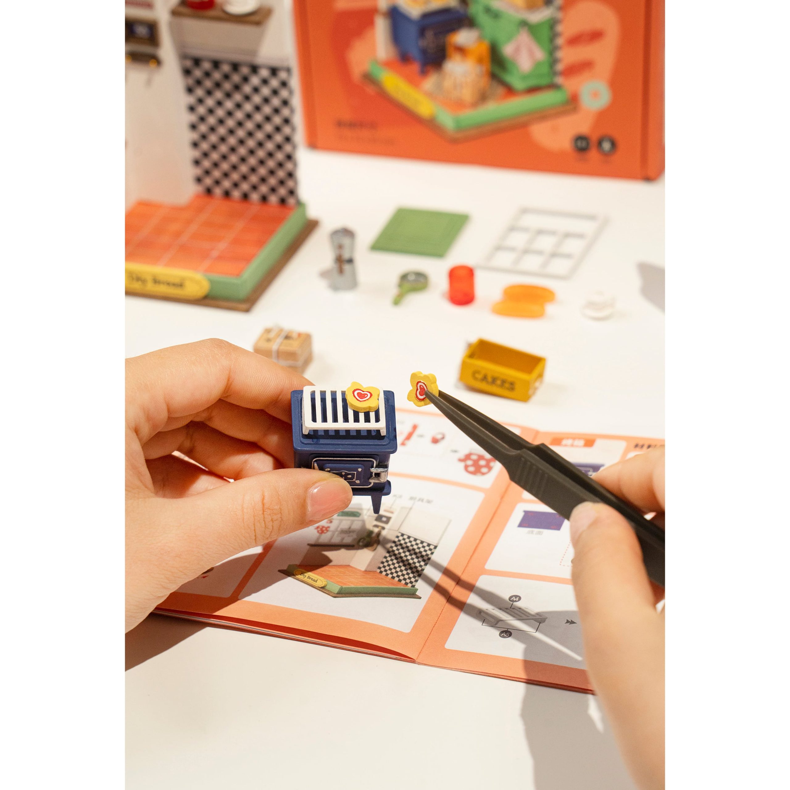 Rolife® Afternoon Baking Time DIY Miniature Kit - Image 3